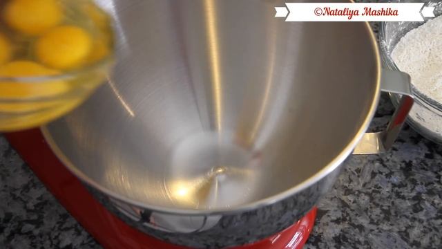 Полный восторг! Хочется повторить МИЛЛИОН РАЗ! Пирог-перевертыш со сливами и голубикой. смотреть онлайн