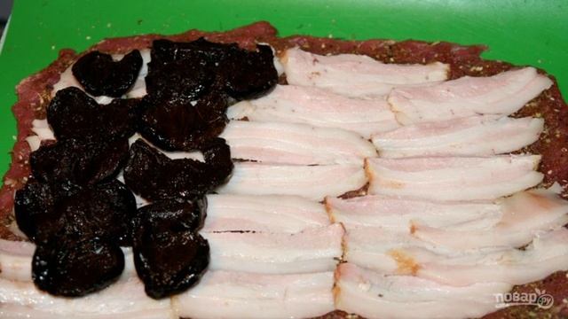 Мясные рулеты закусочные