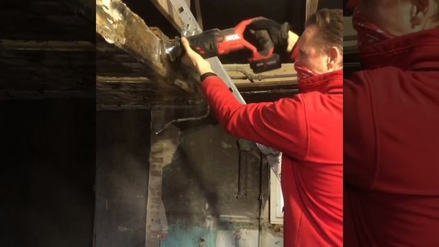 Akku bajonetsav 20v testet i 5 spær tømmer SKIL kulfribrushless model 3480