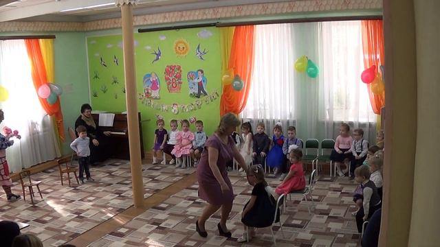 Утренник 8 марта в детском саду смотреть онлайн