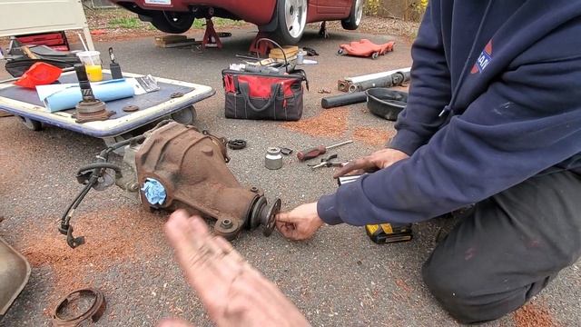 Complete Guide on How to Remove and Install Differential Seals for a Nissan 300zx! смотреть онлайн