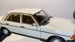 Norev 1:18 Mercedes-Benz W123 200E 1982  [Unboxing]
