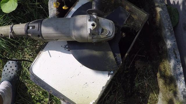 Садовый измельчитель из болгарки / Интерскол 125/1400 / Малороссия