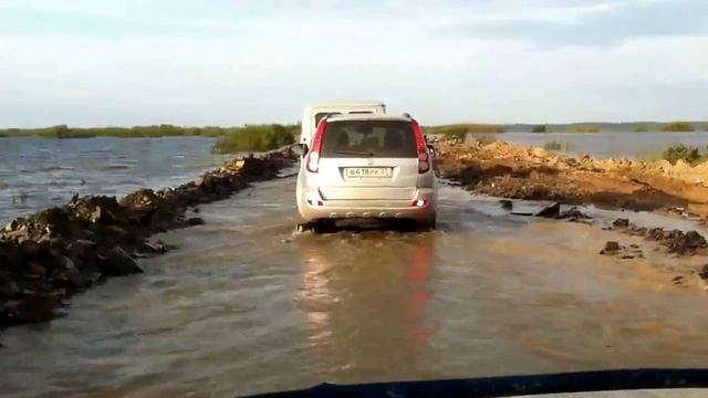 Трасса Хабаровск-Комсомольск. 24.08.13. 145 км смотреть онлайн