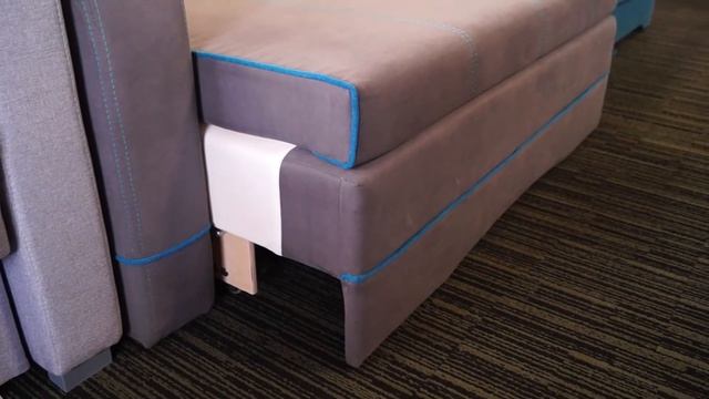 Яркий диван Ala. Купить модную мебель в гостиную в магазинах Калининграда и области смотреть онлайн