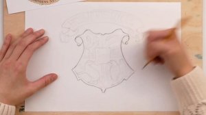 Марафон «Гарри Поттер» в акварели. Урок 1 "Герб школы Хогвартс".