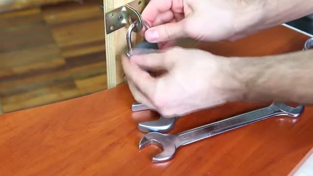 КАК ОТКРЫТЬ ЗАМОК ГАЕЧНЫМИ КЛЮЧАМИ смотреть онлайн