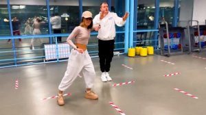 Ваня Дмитриенко - Лего - Танец (jeny_miki & Vova Legend)