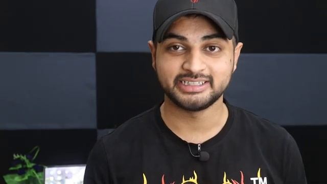 iPhone SE (1st Gen) in 2020 Hindi | india | Mohit Balani смотреть онлайн