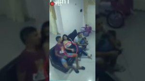 Video Viral - Pacar Ku Ngecas Dengan Teman Ku Sendiri Terekam Cctv