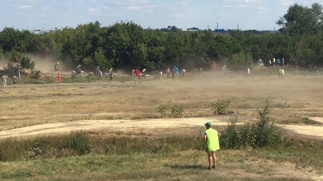 Этап кубка России по мотокроссу среди любителей ))) смотреть онлайн