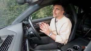 Porsche Panamera Turbo vs Porsche Panamera 4 E Hybrid - COMPARISON