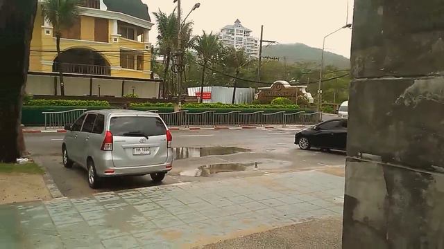 Тайланд  пляж патонга  ... тайландская осень