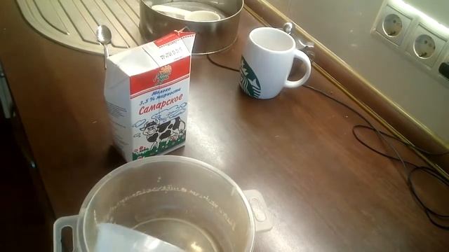 Как сделать рисунок на кофе капучино смотреть онлайн