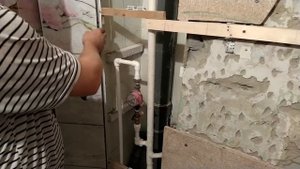 ПВХ ПАНЕЛИ В ВАННОЙ  КАК СКРЫТЬ  ШАХТУ КАНАЛИЗАЦИИ