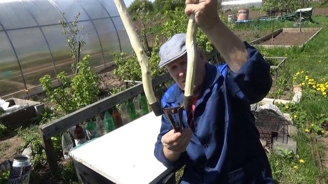 Самодельный инструмент для дачи.
