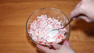 Быстрая закуска с крабовыми палочками