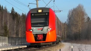 ЭС1-003 "Ласточка" сообщением Екатеринбург-Пасс. — Красноуфимск следует через о.п. Гусевка