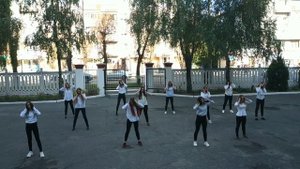 Танец 2018?. Флешмоб одиннадцатиклассников на день учителя, можно танцевать и на выпускной.