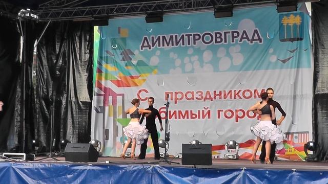 Латинский микс Ансамбль СБТ "Дуэт" Димитровград 12 июня 2014 г. смотреть онлайн