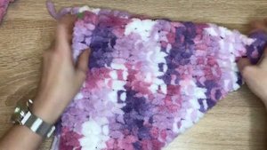 Подушка узором "ШАХМАТКА" из Alize Puffy color