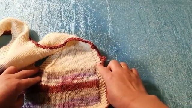 Детский жилет 62 размера для начинающих.