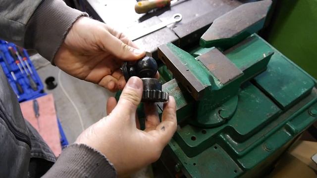 Ремонт амортизатора мотоцикла Урал, Днепр. Замена штока амортизатора. смотреть онлайн