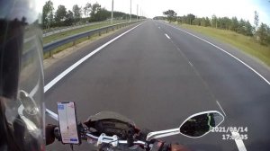 Скорость под 200 (DUCATI Monster 696)