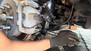 How To Replace Infiniti qx56 Rear Air Suspension ||infiniti rear shock change trika || #makeurcar