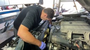 Hyunday Terracan - Замена радиатора - Radiator Replacing Hyundai Terracan - החלפת רדיאטור טראקן