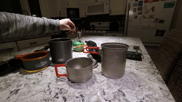 BEST ULTRALIGHT BACKPACKING COOKSET! THE EVERNEW TITANIUM SOLO COOKSET REVIEW смотреть онлайн