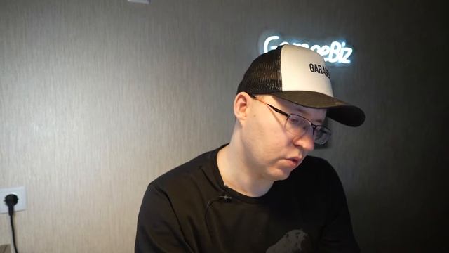 Платежный стикер Tinkoff Pay. Чехол бумажник Apple MagSafe (картхолдер). Apple Pay в России 2023