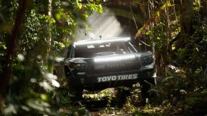 Гонки на тачках Toyo Tires_ BJ Baldwin's Recoil 4 in Cuba