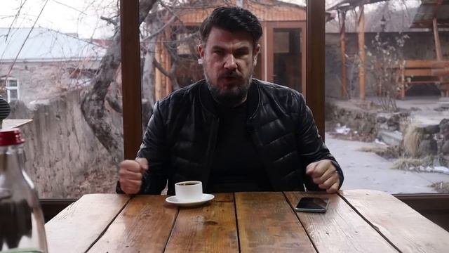 МУЖЧИНА 40 лет РАЗВЕДЁН и ОЧЕНЬ ОПАСЕН? Для кого?