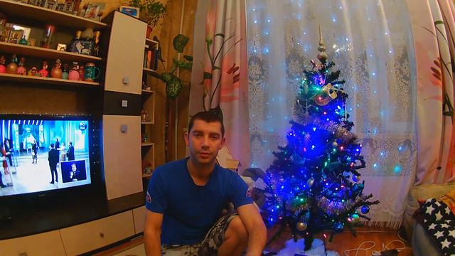 С Новым Годом мои родные жена Женечка и доченька Варя! смотреть онлайн