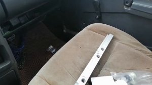 Топлевная рейка 2114 и регулятор давления топлива