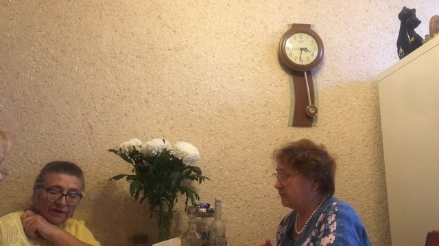 Поют мама и подруги смотреть онлайн