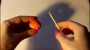 Тыква из пластилина