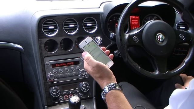 Syncing an iPhone to the Blue & Me System in an Alfa Romeo 159 SPORTWAGON 2.0 JTDM 16v TI 5dr смотреть онлайн