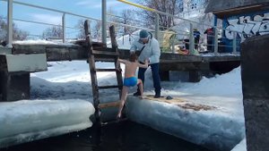 Ох, как хорошо то! Дети закаляются