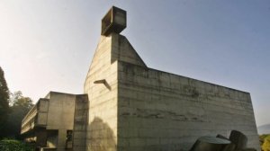 Комплекс монастыря Sainte Marie de La Tourette, Eveux-sur-l'Arbresle, Франция. 1953-1960.Ле Корбюзь
