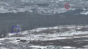 Бои у Бахмута : наши выслеживают укронацистов и накрывают их огнём.