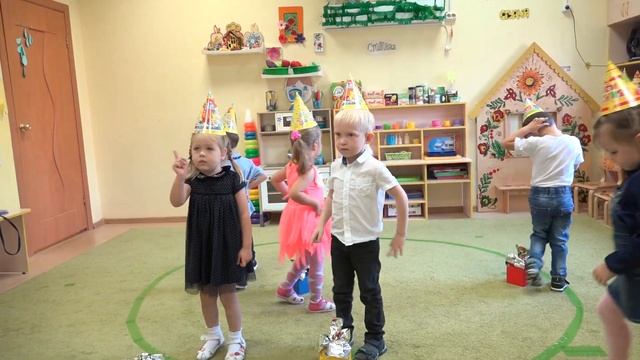 Танцы в честь дня рождения детского сада смотреть онлайн