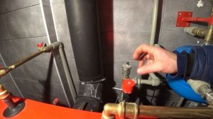 Установка и настройка регулятора тяги на твёрдотопливный котле Atmos.