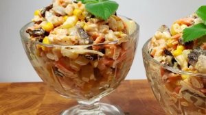 Новогодний  РЕЦЕПТ. САЛАТ С ЧЕРНОСЛИВОМ И КУРИНЫМ ФИЛЕ