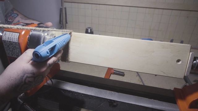 Кот хотел чтобы у него была когтеточка и мы ее сделали! Что можно сделать из фанеры своими руками. смотреть онлайн