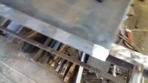 слесарный стол в мастерскую