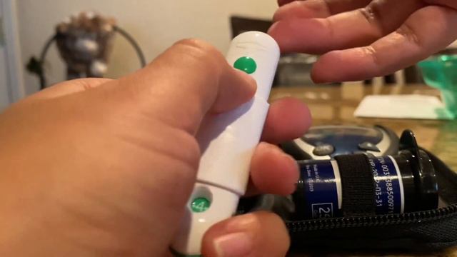 Quick Tutorial how to use OneTouch Ultra 2 Glucose Monitor