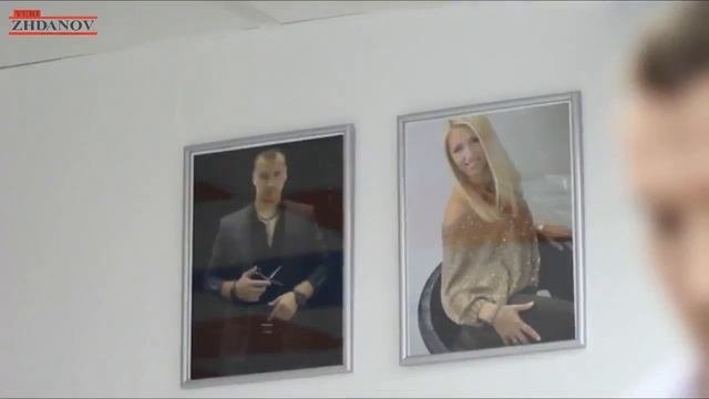 Мужская пластичная, динамичная стрижка на длинных волосах | Смотри и стриги