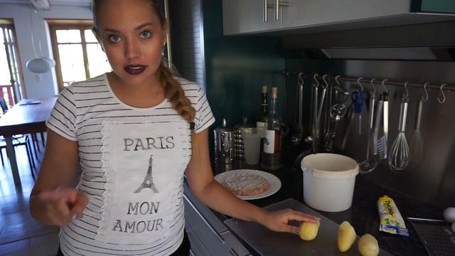 Готовим с Джесс - Новогодний салат МИМОЗА С ТУНЦОМ смотреть онлайн